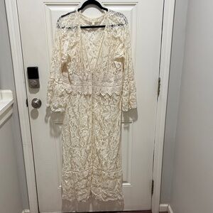 Adiva Bohemian Lace Overlay  in Cream
